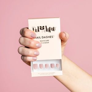 *PETITE* Red Aspen Nail Dashes!